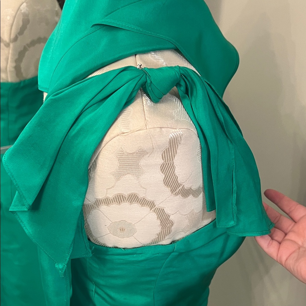 Vintage Jenny Yoo Emerald Green Midi Dress with Lace Yoke and Cowl Neck - Picture 4 of 6